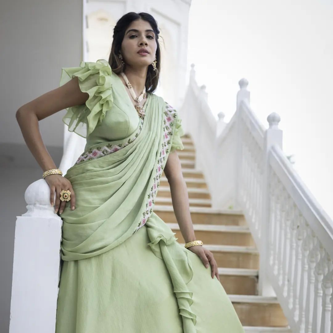 This ready-to-wear green drape saree